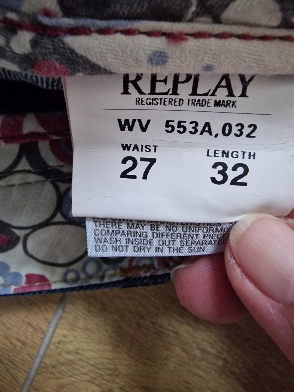Replay Jeans: Wunderschöne Jeans Replay Grösse 27 – Nuovo (secondo la descrizione) da Knonau venduto da nicdorf 3