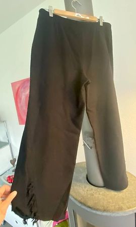 Senas schwarze Wollhose Gr. M, wadenlang, avantgardistisch