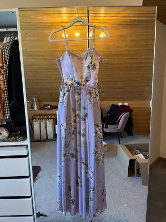 Designerkleid Rinascimento Einzelstück, Lila, Grösse XS