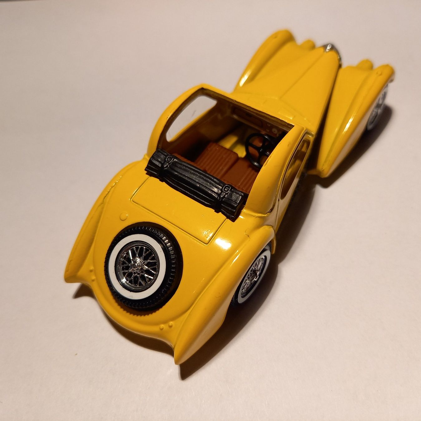 Bugatti Modellini d'auto: Bugatti Atalante 1939 solido – Nuovo e nell'imballaggio originale da Neuchâtel venduto da Philippeflecherouge 1
