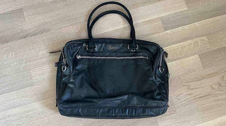 Sacoche laptop Gucci 2009 en cuir de veau lisse noir
