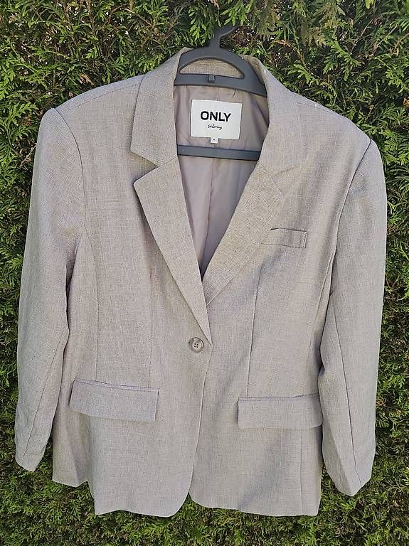 Vestes: Blazer – D'occasion à Sonvico par bab_2znh