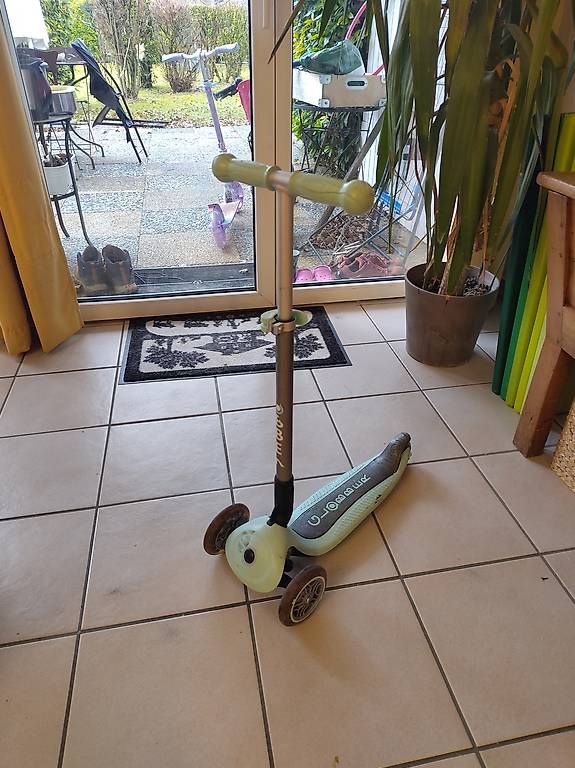 Kickboard: Trotinette évolutive Decathlon  – Usato da Biel/Bienne venduto da yopy