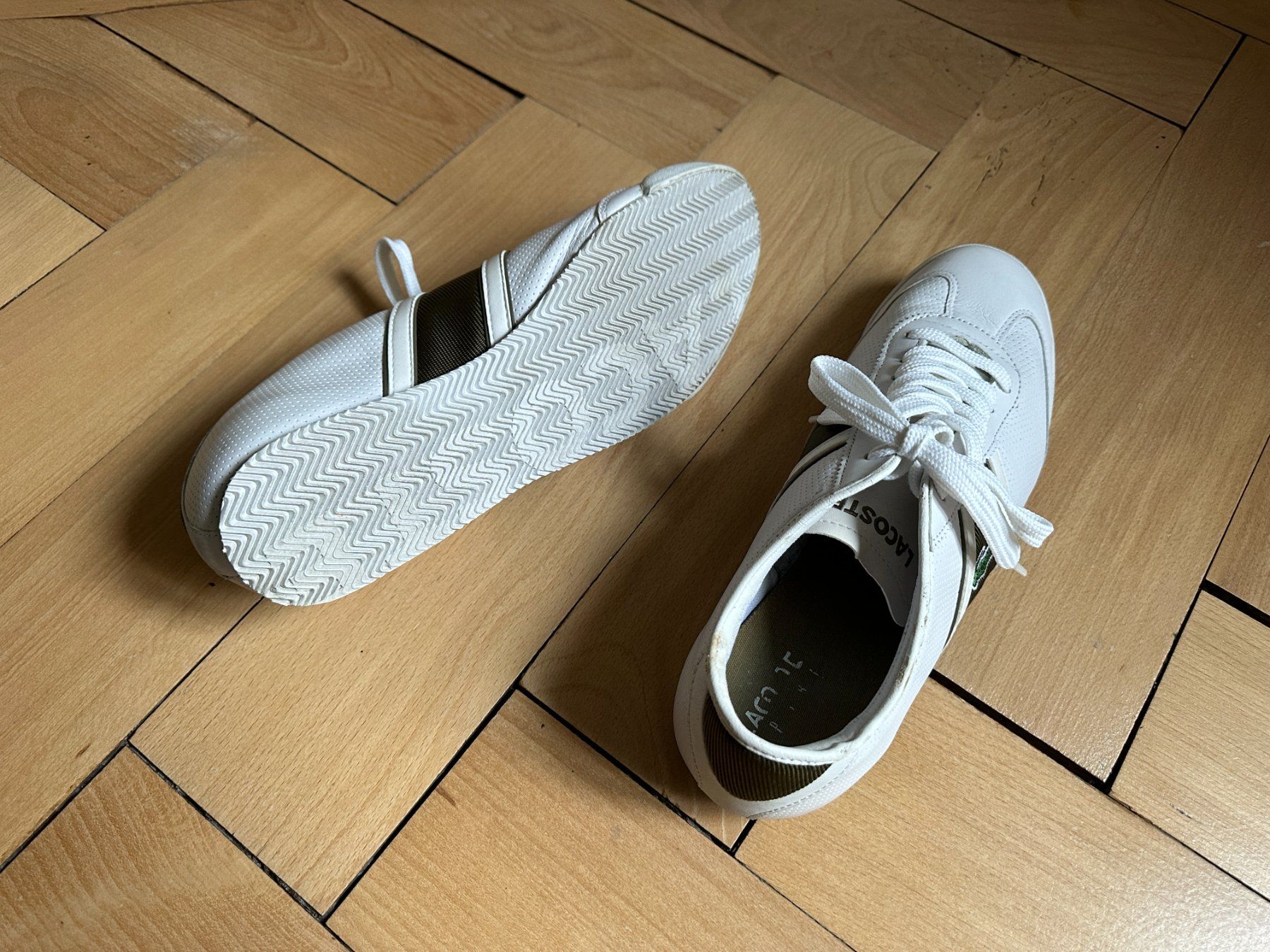 Lacoste Herrenschuhe: LACOSTE - Sneaker weiss 43 – Gebraucht aus Zürich von Diazaio 3
