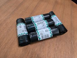 5 Rollen neue 60l Kehrichtsäcke schwarz ab 1.-