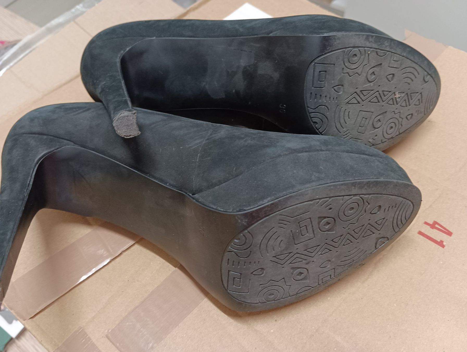 Scarpe da donna: Schuhe Stiletto Gr. 36 – Usato da Schöfflisdorf venduto da kin_2dp9 2