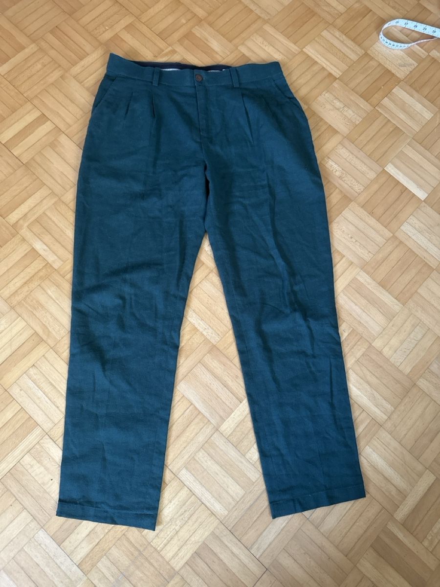 Pantaloni: Dunkelgrüne Leinenhose, Grösse 34 – Usato da Luzern venduto da s_m_6skd