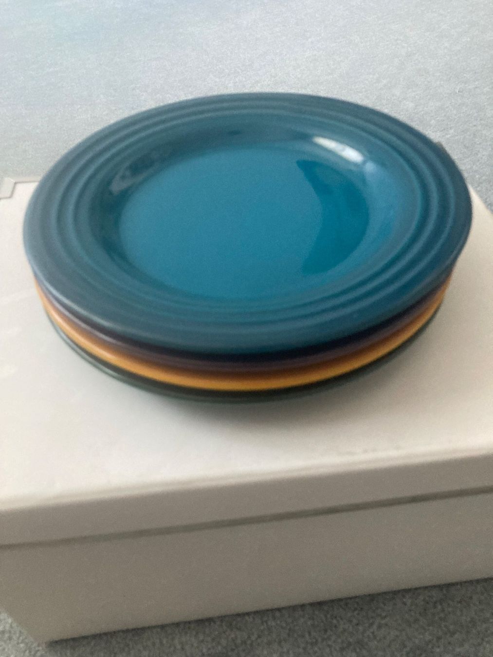 Le Creuset Teller: Le Creuset Teller 4er Set 17cm ... – Gebraucht aus Gutenswil von Shallymaster