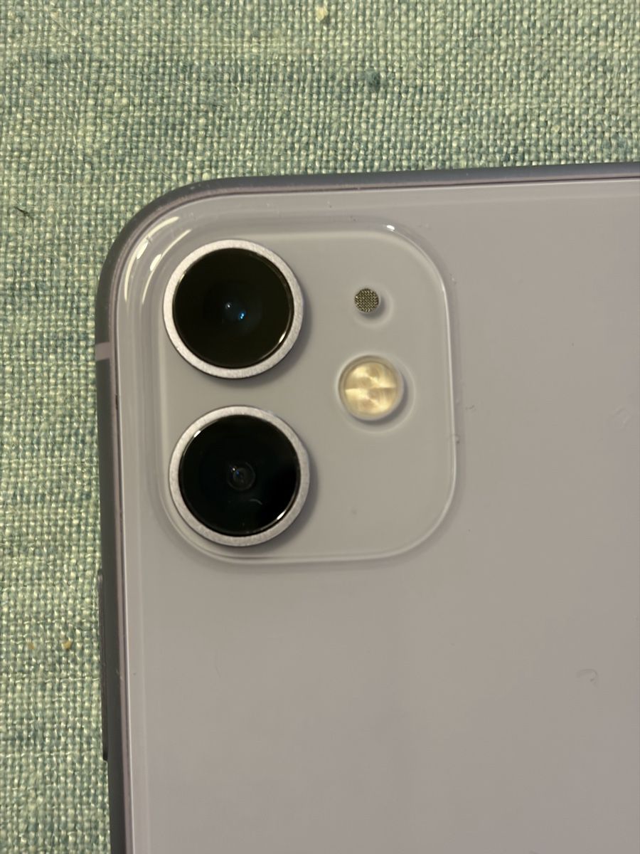 Apple Handys / Smartphones: Apple iPhone 11, 64 GB, 85 % Batterie – sehr guter Zustand – Gebraucht aus Zollikon von Ostendo 3
