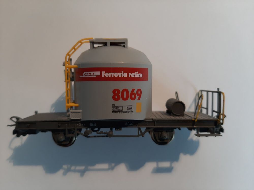 Bemo Modelleisenbahnen: Bemo H0m 2252 139 RhB Uce 8069 Zementtransportwagen – Gebraucht aus Thun von Schwarzsee48 1