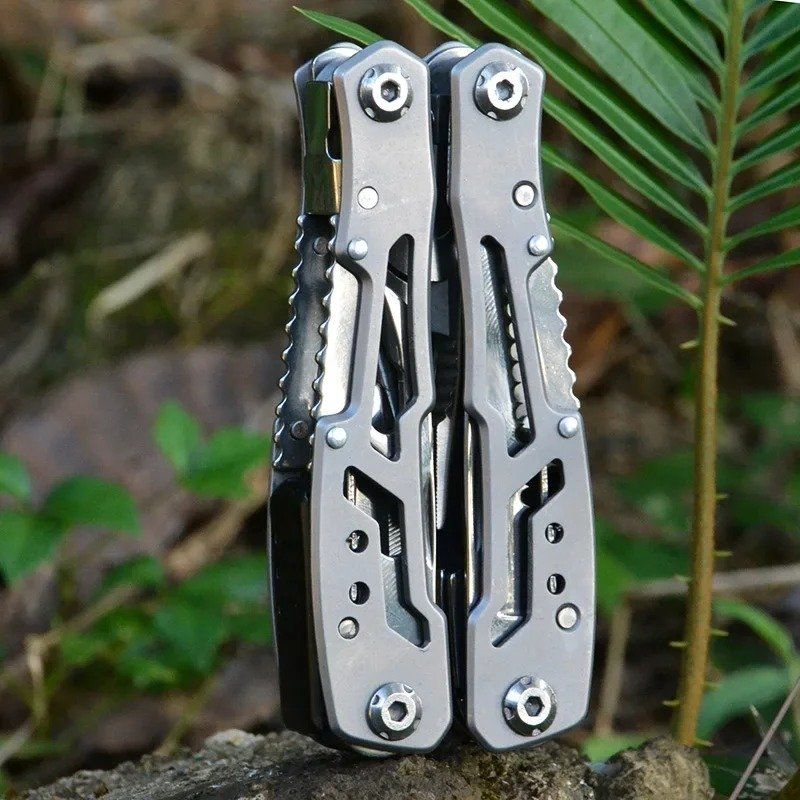 Tutti gli attrezzi: Multifunktionale Zange Klappzange Multi-tool Taschenmesser – Nuovo e nell'imballaggio originale da St. Margrethen SG venduto da pro_7r6q 2