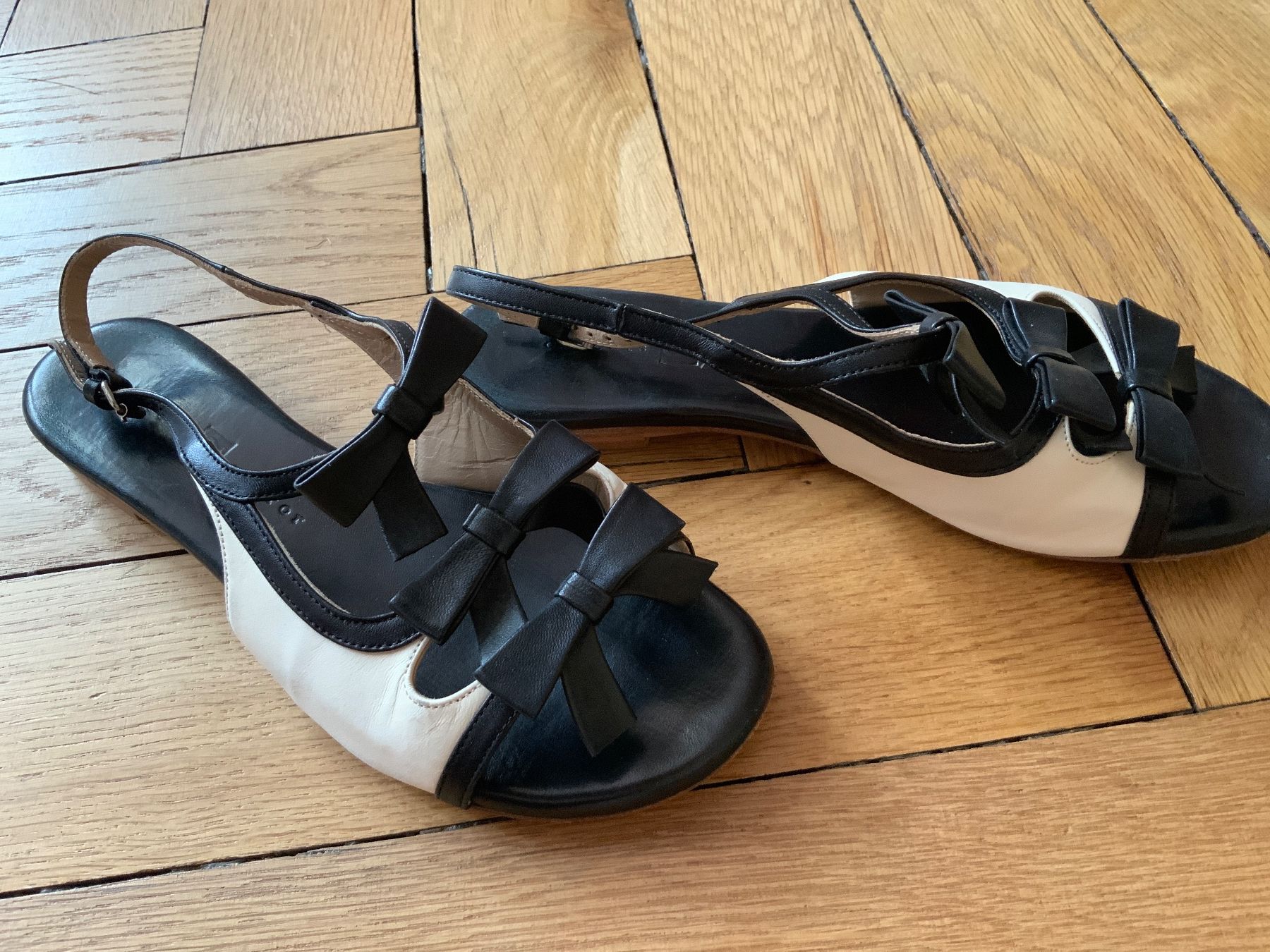 Scarpe da donna: Sandalen objects mirror – Usato da Basel venduto da dreiklang01 1