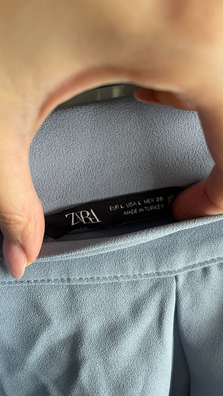 Zara Pantaloni: Zara shorts blau – Nuovo (secondo la descrizione) da Lausen venduto da sim_hgp6 3