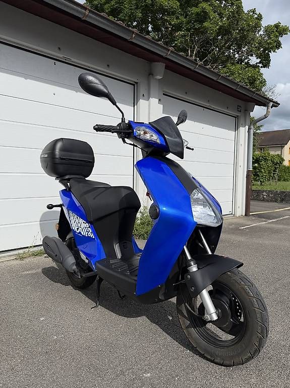 Scooter: Roller gelbe Nummer 45 km – Usato da Biel/Bienne venduto da ArturP 1