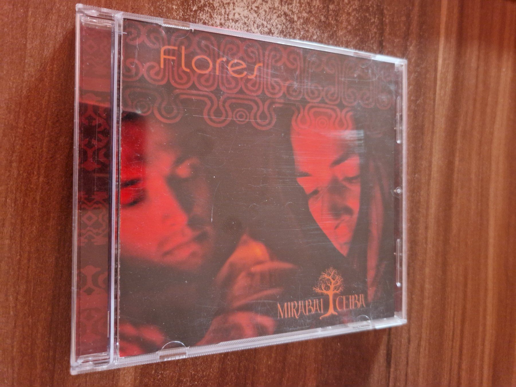 CDs: Mirabai Ceiba - Flores – Gebraucht aus Wattenwil von Mage66