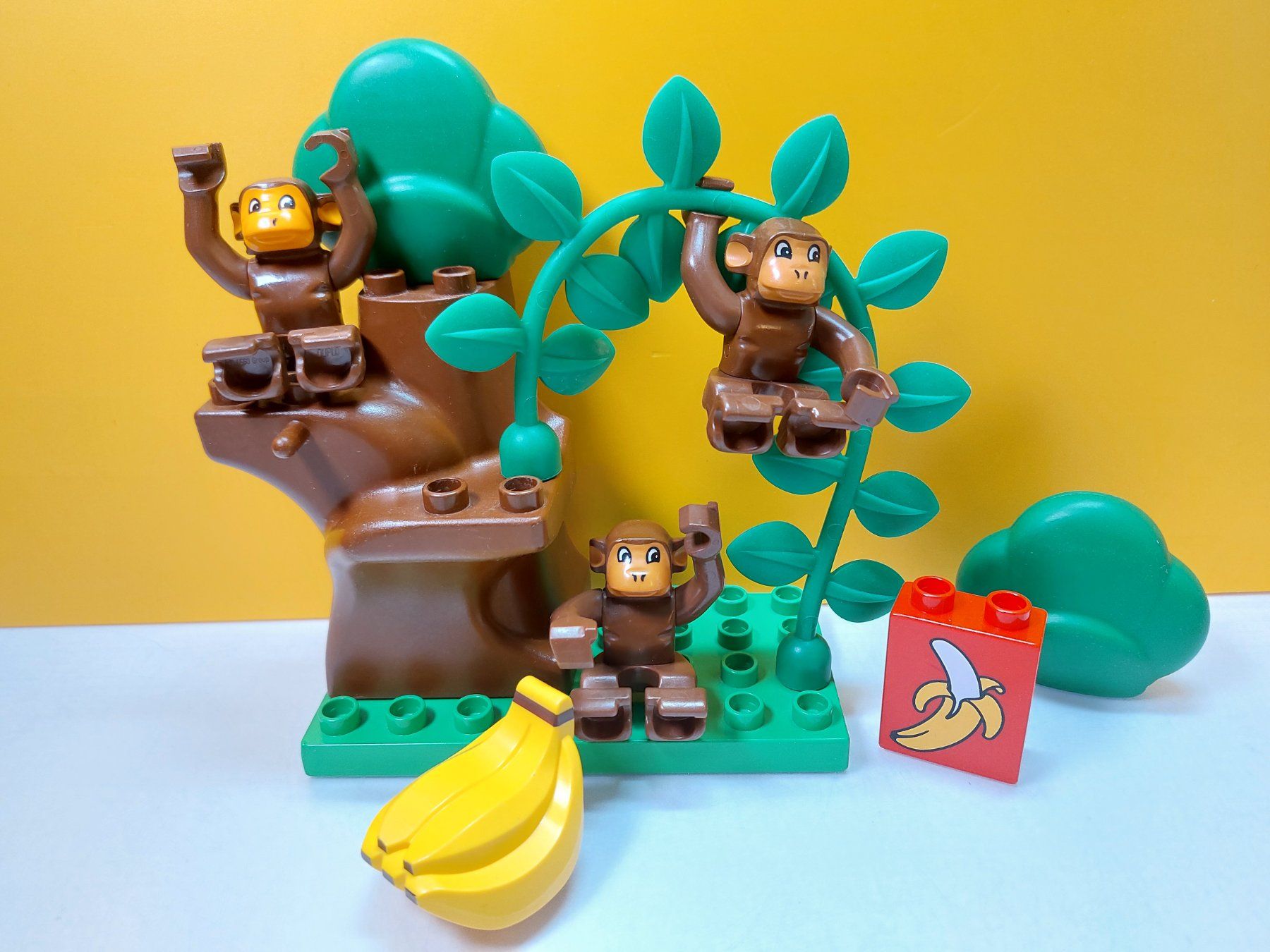 Lego Kit di costruzioni: LEGO Duplo 3 Affen - Affe / Affenbaum – Usato da St.Gallen venduto da TinasBauundSpiel