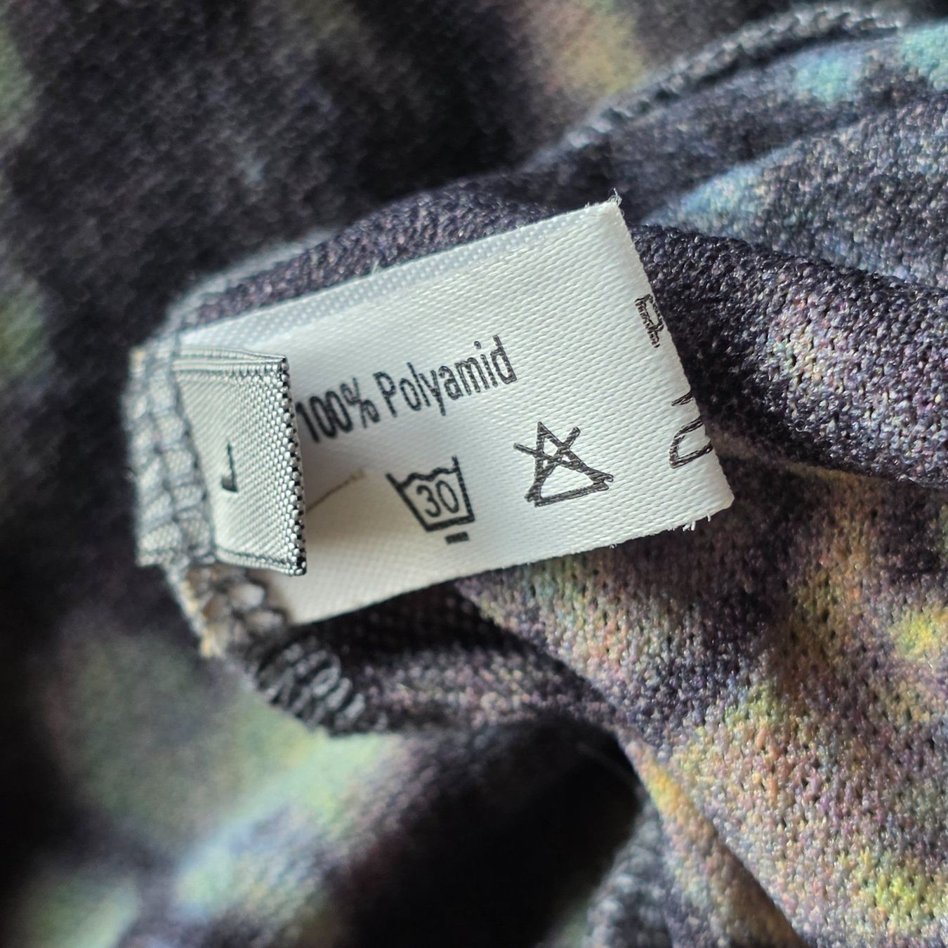 Nile Maglioni & Felpe: 🐸 NILE PULLOVER TOP BLUSE MIT SCHÖNEM ALLOVER  PRINT L – Nuovo (secondo la descrizione) da Môtier (Vully) venduto da Frogs 8