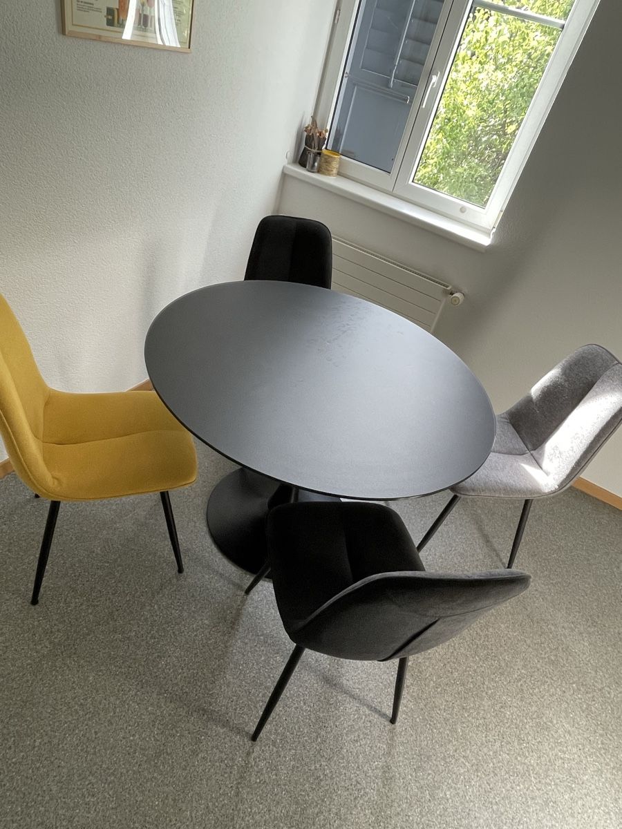 Chaises: Stuhl schwarz – D'occasion à Frick par lin_p5sc 2