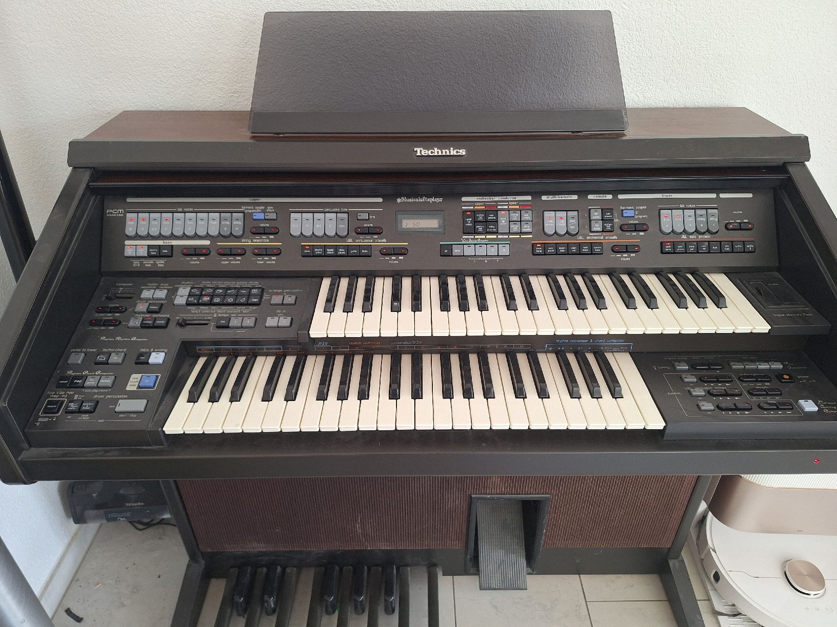 Technics Strumenti musicali: Orgel - funktioniert einwandfrei – Usato da Kappelen venduto da Jami1 1