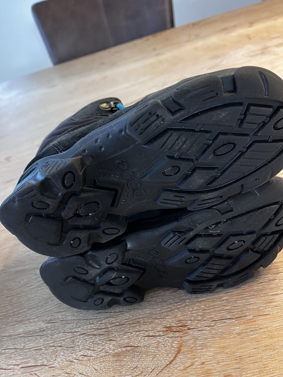 Ecco Scarpe per ragazzi: Kinder Winterschuhe Ecco Grösse 30 gebraucht – Usato da Wilen b. Wil venduto da Lillibilli 2