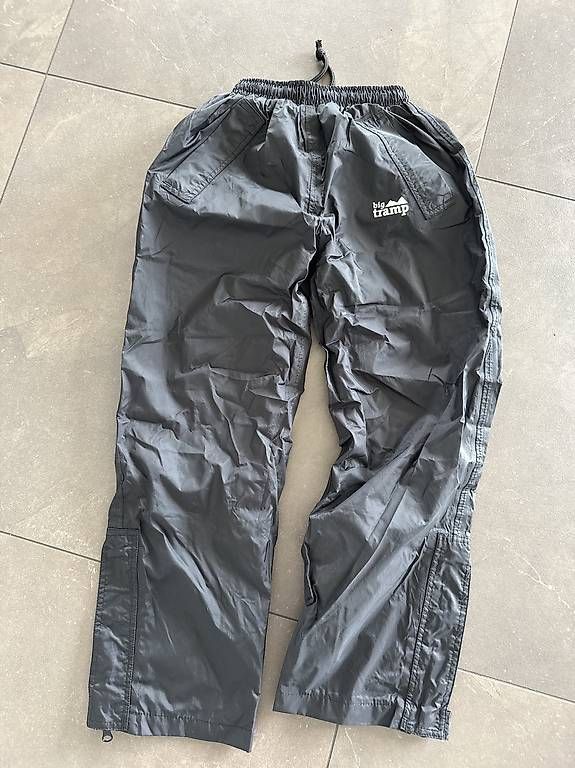 Pantaloni: Regenhose Grösse 140 – Usato da St. Erhard venduto da dag_y7kx