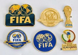 6 FIFA Pins