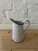 Alter Krug / Vase Emaille nicht dicht