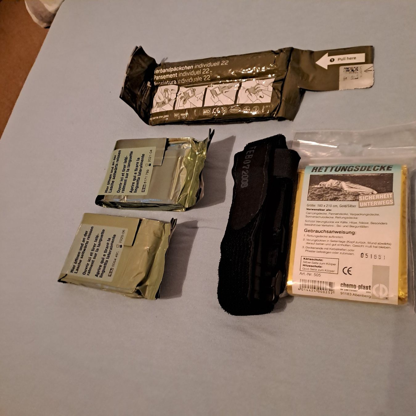 Kit di pronto soccorso: Sanitätsmaterial Armee – Nuovo (secondo la descrizione) da Gipf-Oberfrick venduto da Mig_29