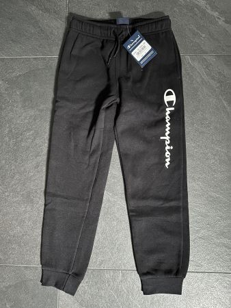 Neue Champion Trainerhose Gr 128