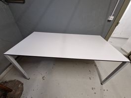 Bürotisch Lista