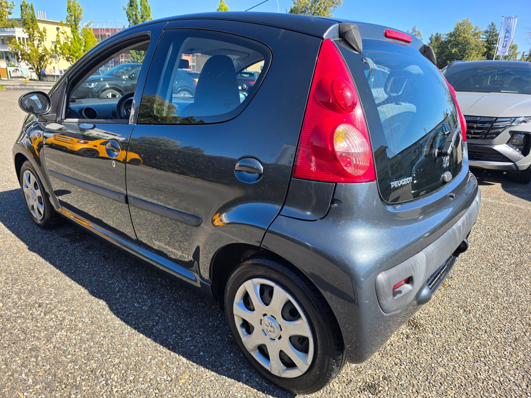 Peugeot Automobili: Peugeot 107 1.0 i – Usato da Goldach venduto da CityGOAuktion 1