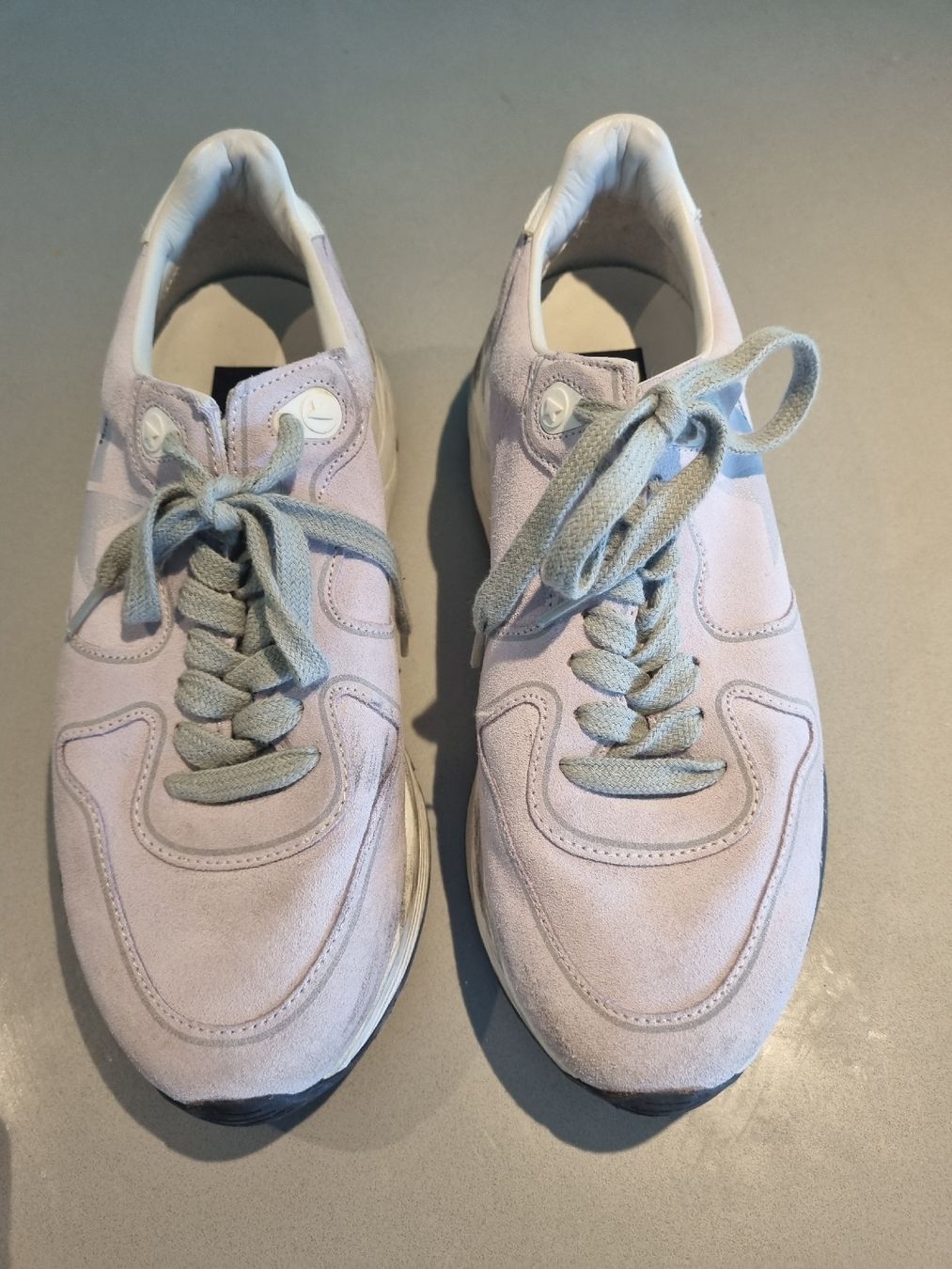 Golden Goose Damenschuhe: Sneakers Golden Goose – Neu (gemäss Beschreibung) aus Herrliberg von revelune