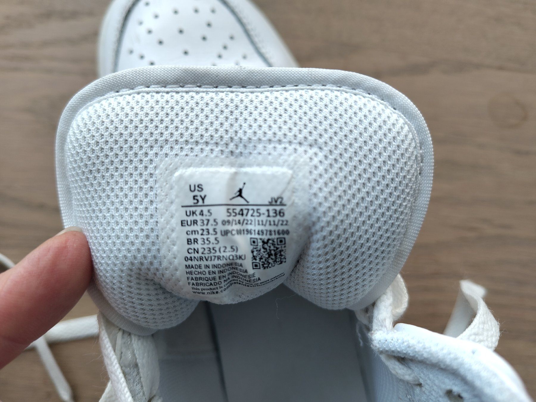 Nike Scarpe da donna: Nike Air Jordan, weiss, Gr. 37.5 – Usato da Zürich venduto da ste_58hs 3