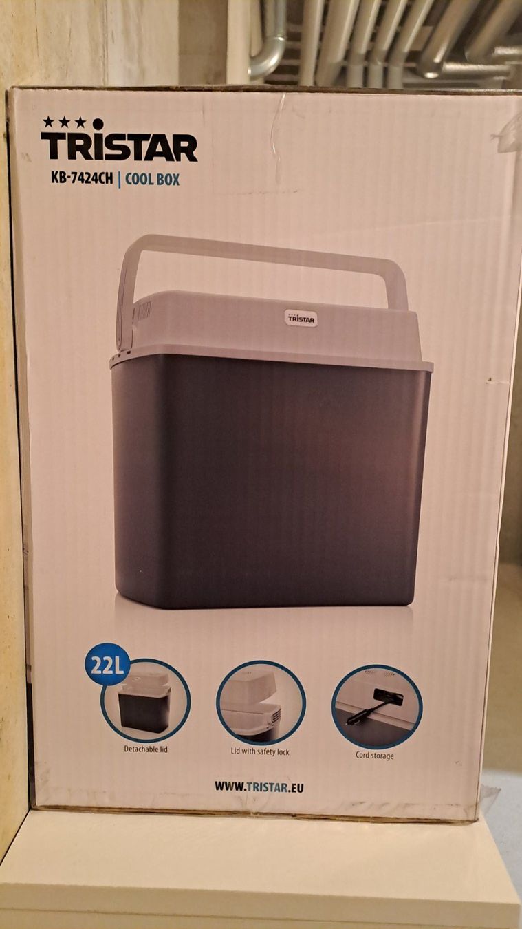 Trisa Réfrigérateurs et refroidissement: Tristar Kühlbox KB-7424CH – Neuf avec emballage d'origine à Basel par Dome246 1