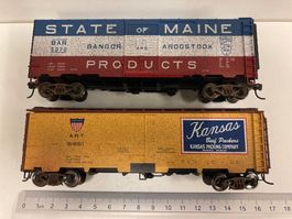 2er Set H0 BAR 5070 State ofMaine u ART 91661 Kansas Box Car