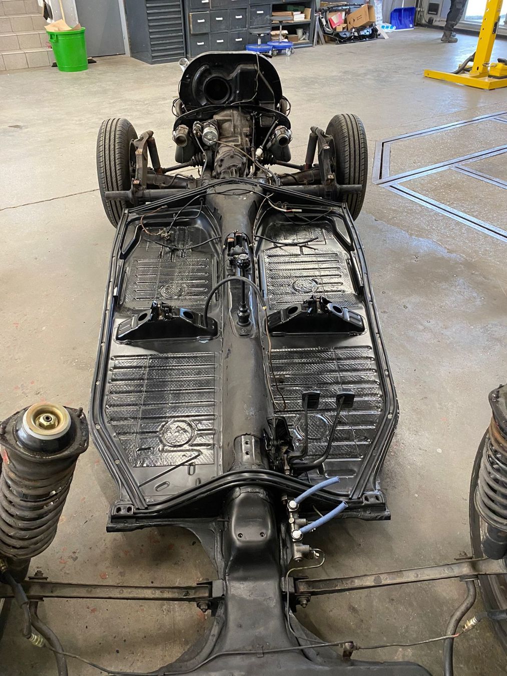 VW Automobili: VW Käfer 1303 Cabriolet – Usato da Bottighofen venduto da _Claudio_ 2