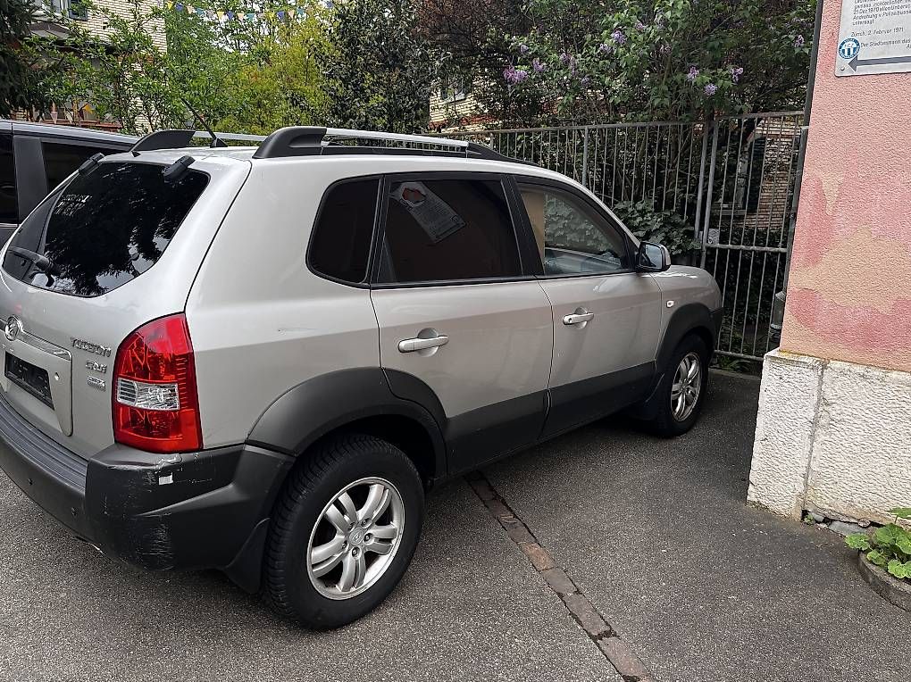 Automobili: Hyundai Tucson - Export – Usato da Zürich venduto da luc_dds6