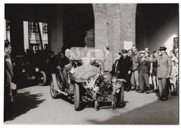 Fotografie Opel 5 /12 Puppchen mit Weinb