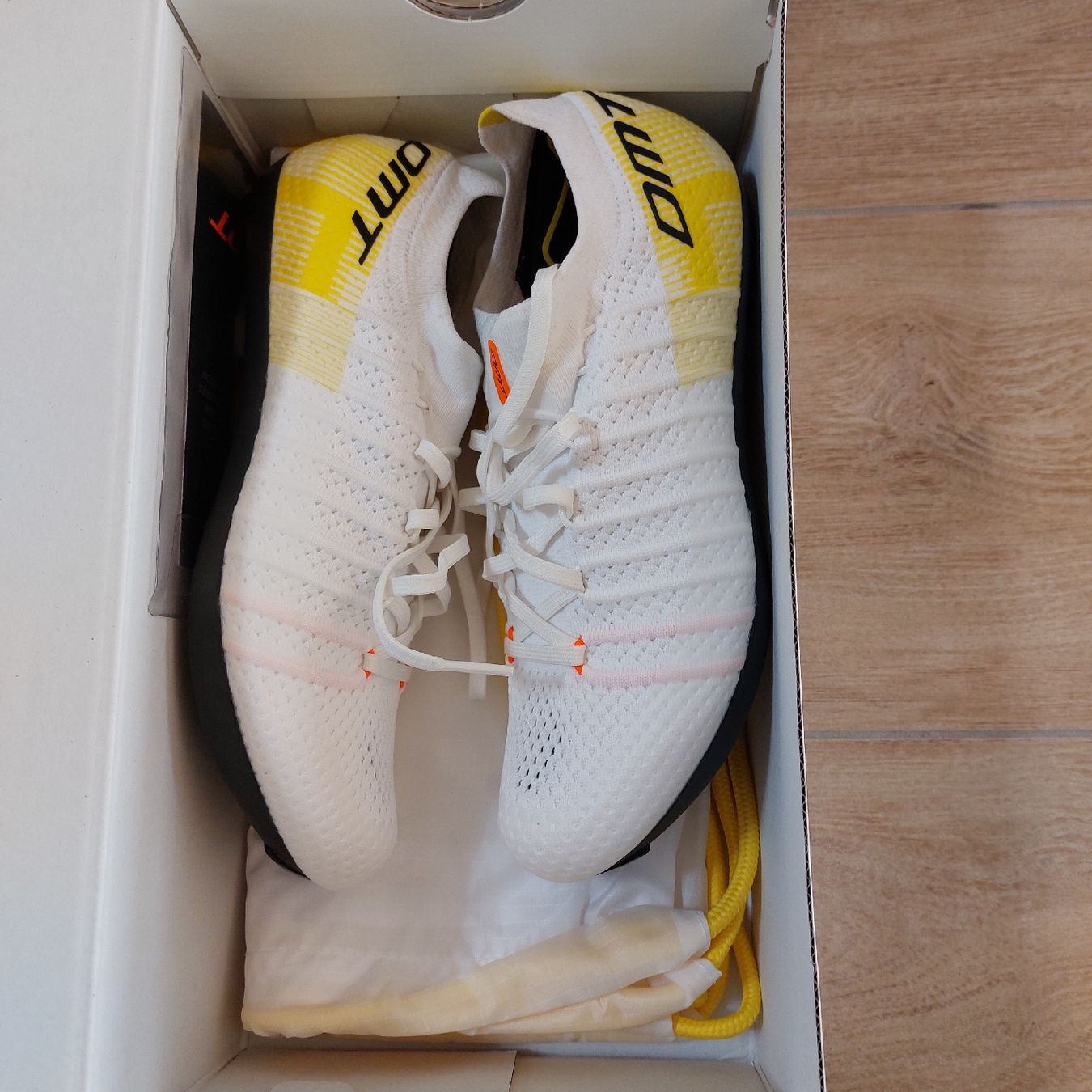 Chaussures hommes: chaussure DMT pogi's  – Neuf avec emballage d'origine à Savièse par var_sn8k 1