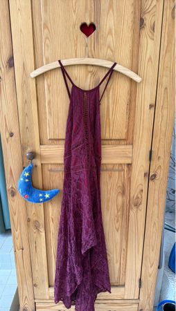 Magnifique robe longue bordeaux en dentelle - Taille S