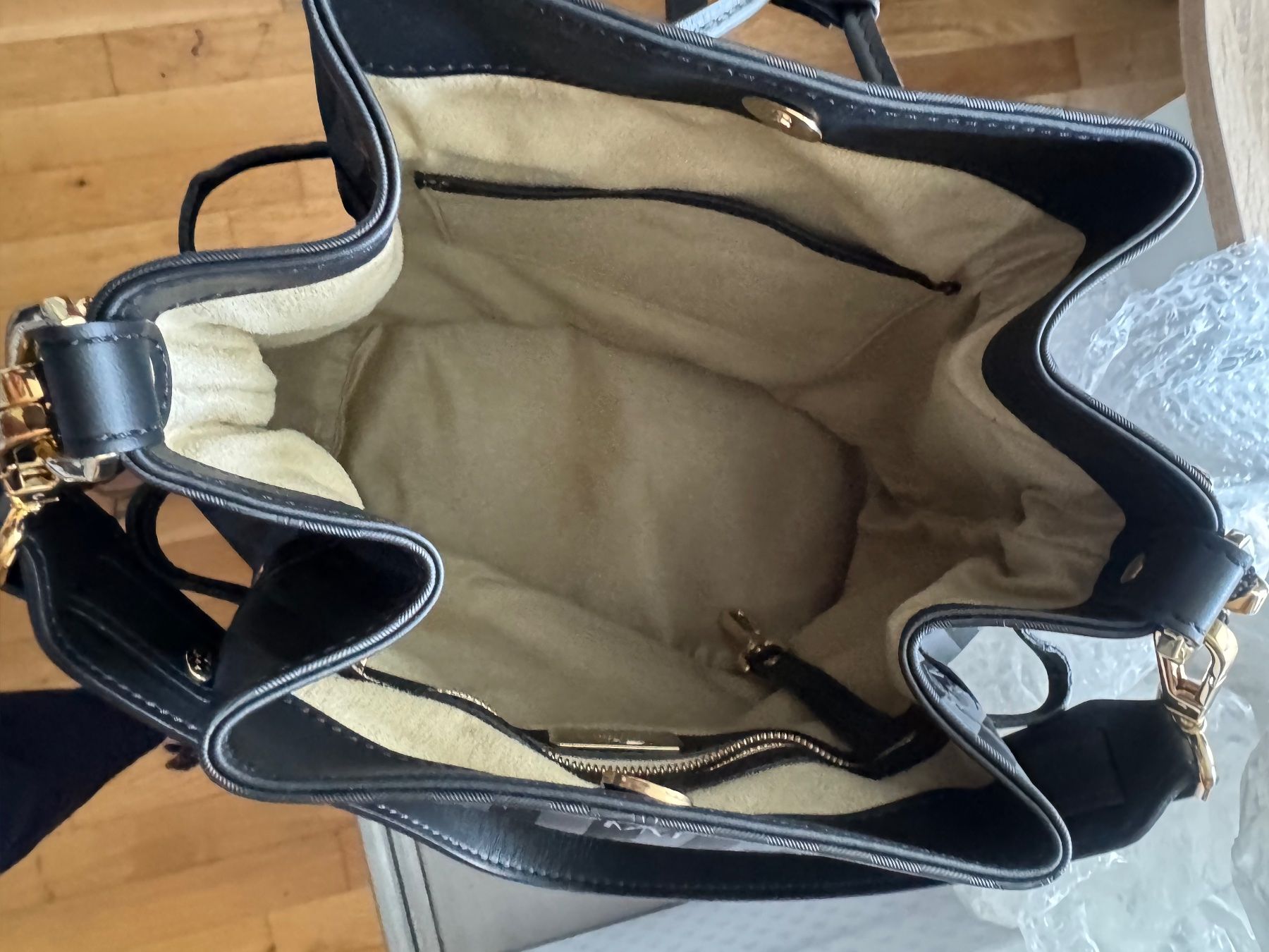 Maison Mollerus Taschen für Damen: Maison Mollerus Beuteltasche Durban – Neu (gemäss Beschreibung) aus Zürich von ruf_6lyr 3