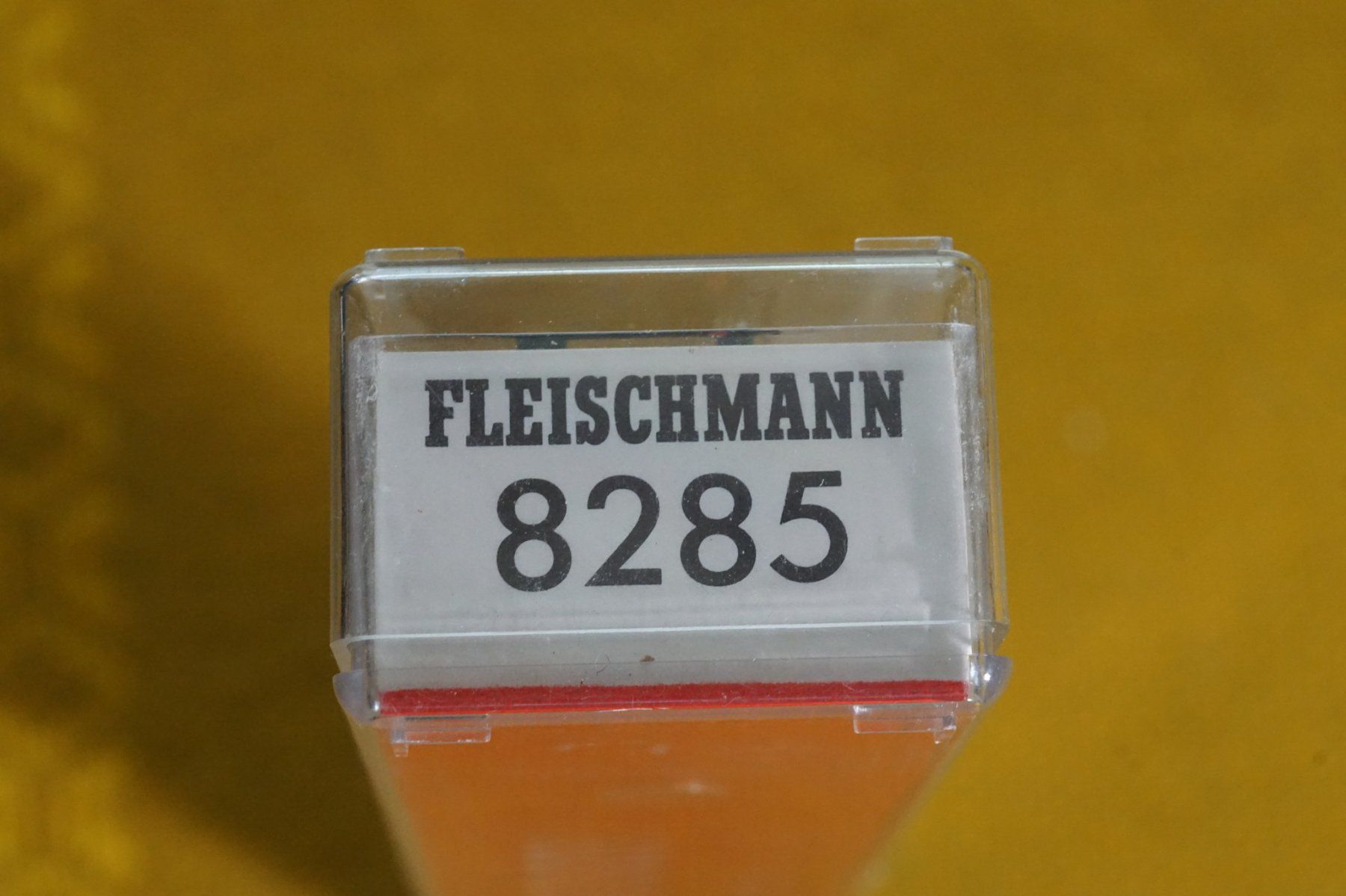 Fleischmann Modellini di ferrovie: Auto-Transportwagen Fleischmann Spur N – Usato da Gränichen venduto da iknow 1