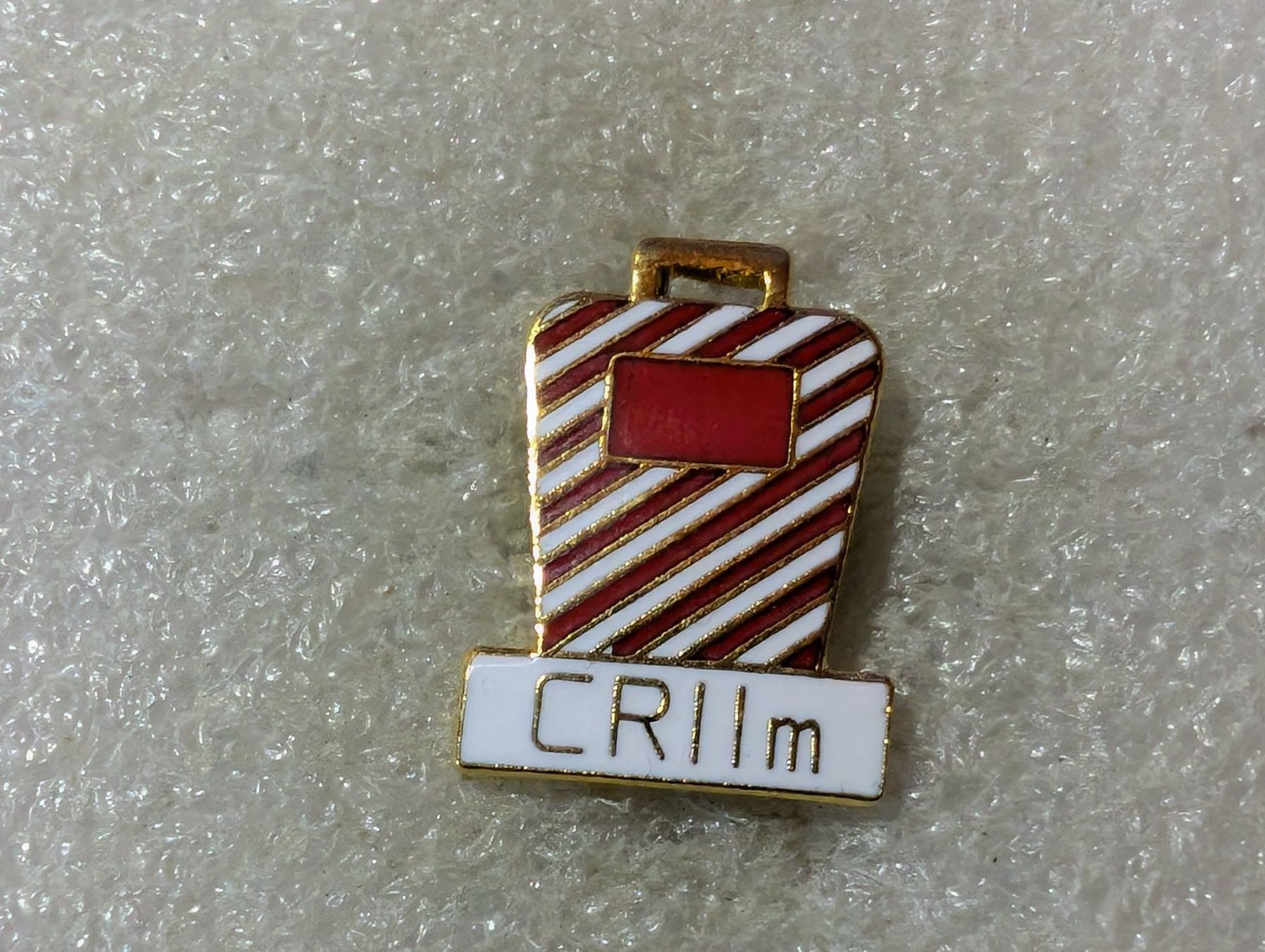 Placchette & Badge: Ansteckpin 40: CRIIm – Usato da Oppligen venduto da Pin-Fall-Shop