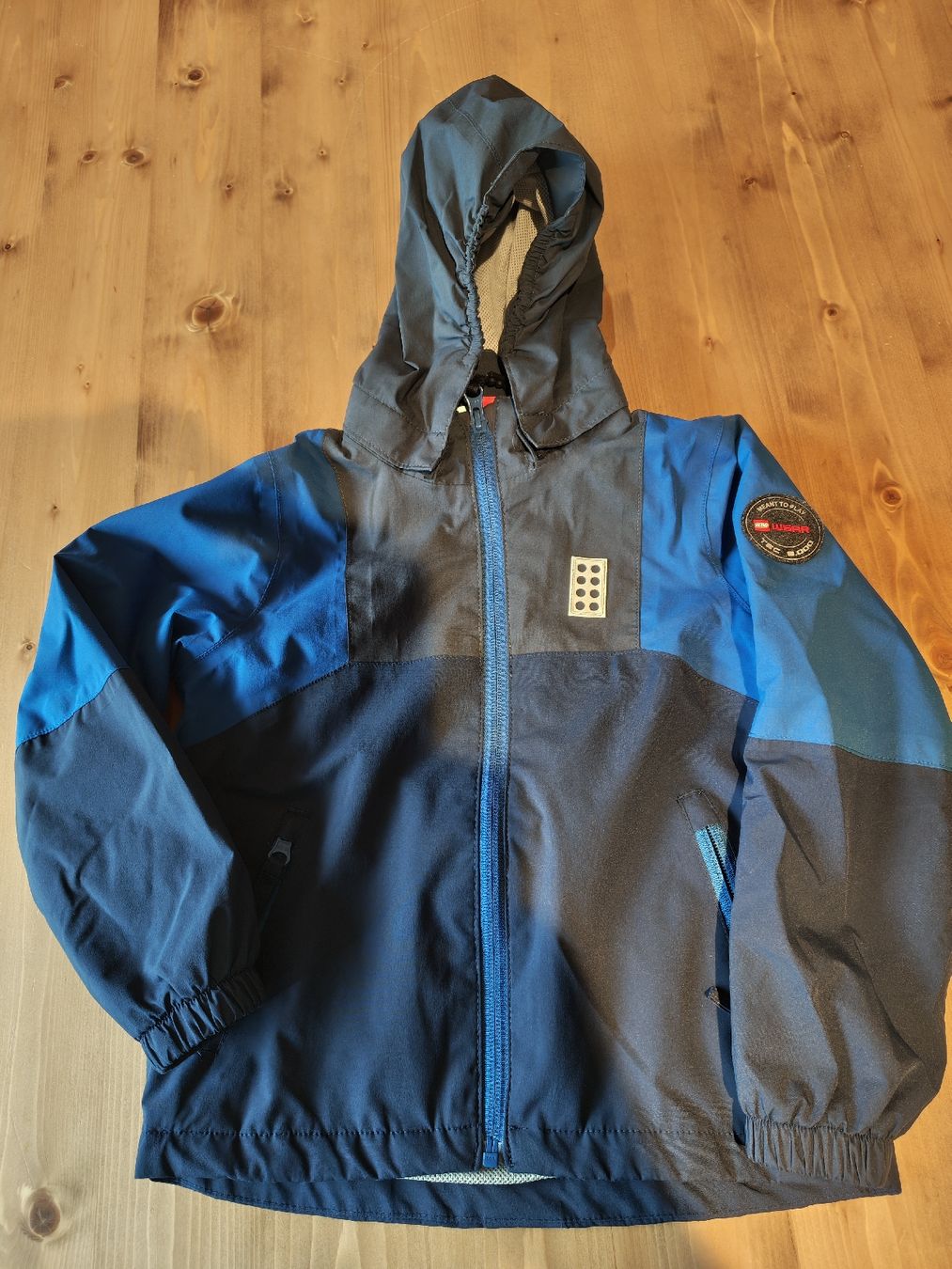Lego Giacche & Cappotti: Windjacke von Lego gr. 104 – Usato da Flawil venduto da minggeli83
