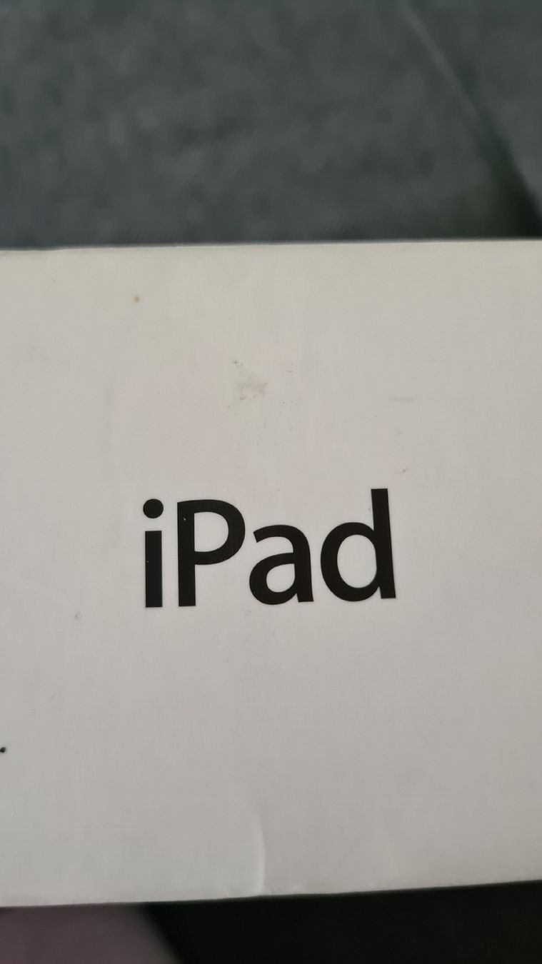 Apple Tablet PC: ipad – Usato da Kriens venduto da nello-1 4