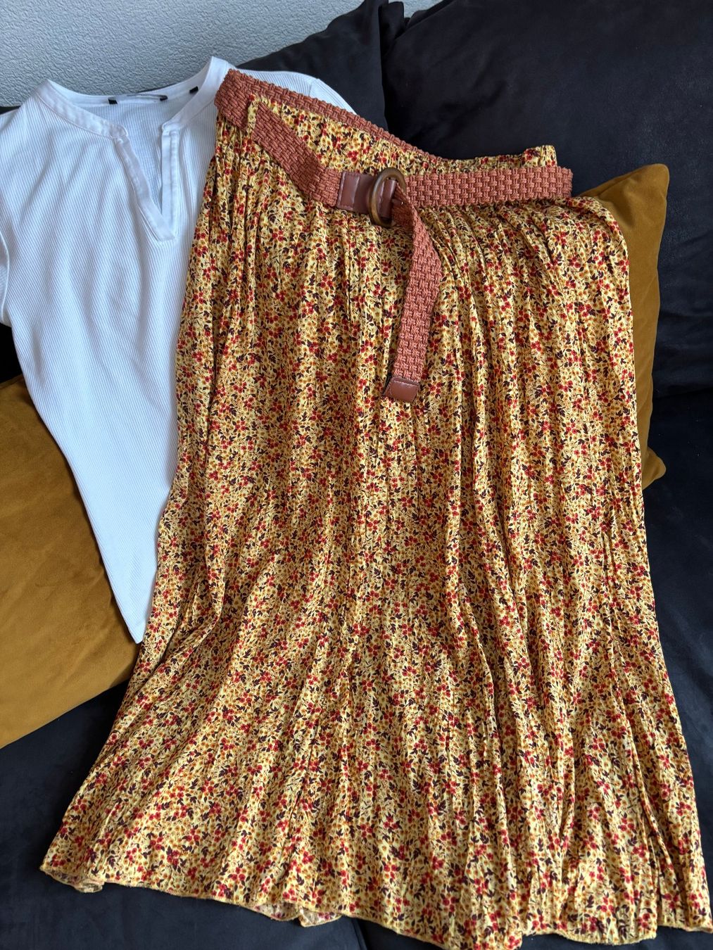 Gonne: APRICOT Rock midi neu – Nuovo (secondo la descrizione) da Merishausen venduto da yourdream 4