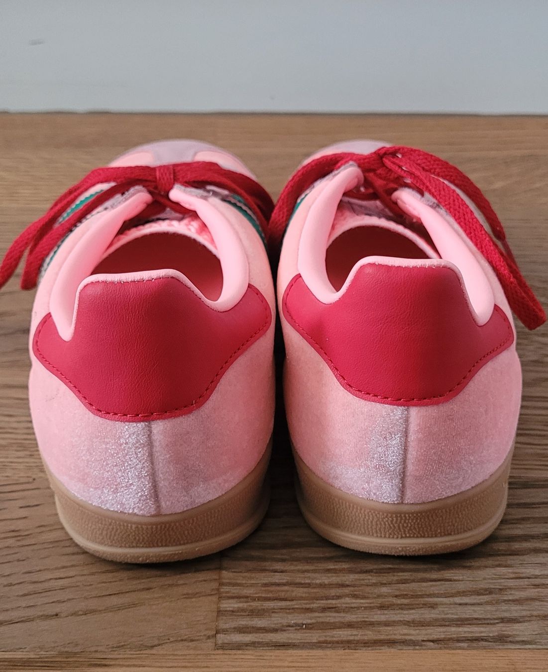 Adidas Damenschuhe: Sneakers original Adidas gazelle pointure 38 – Gebraucht aus Sion von lik_k6h2 4