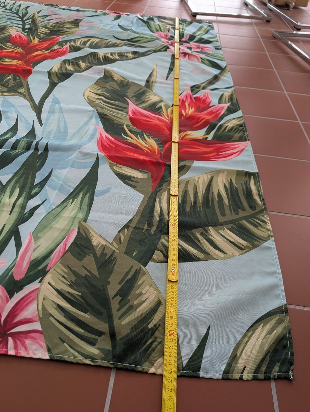 Tende: Duschvorhang mit tropischem Blumenmuster, neu – Usato da Zürich venduto da Romy_1011 2