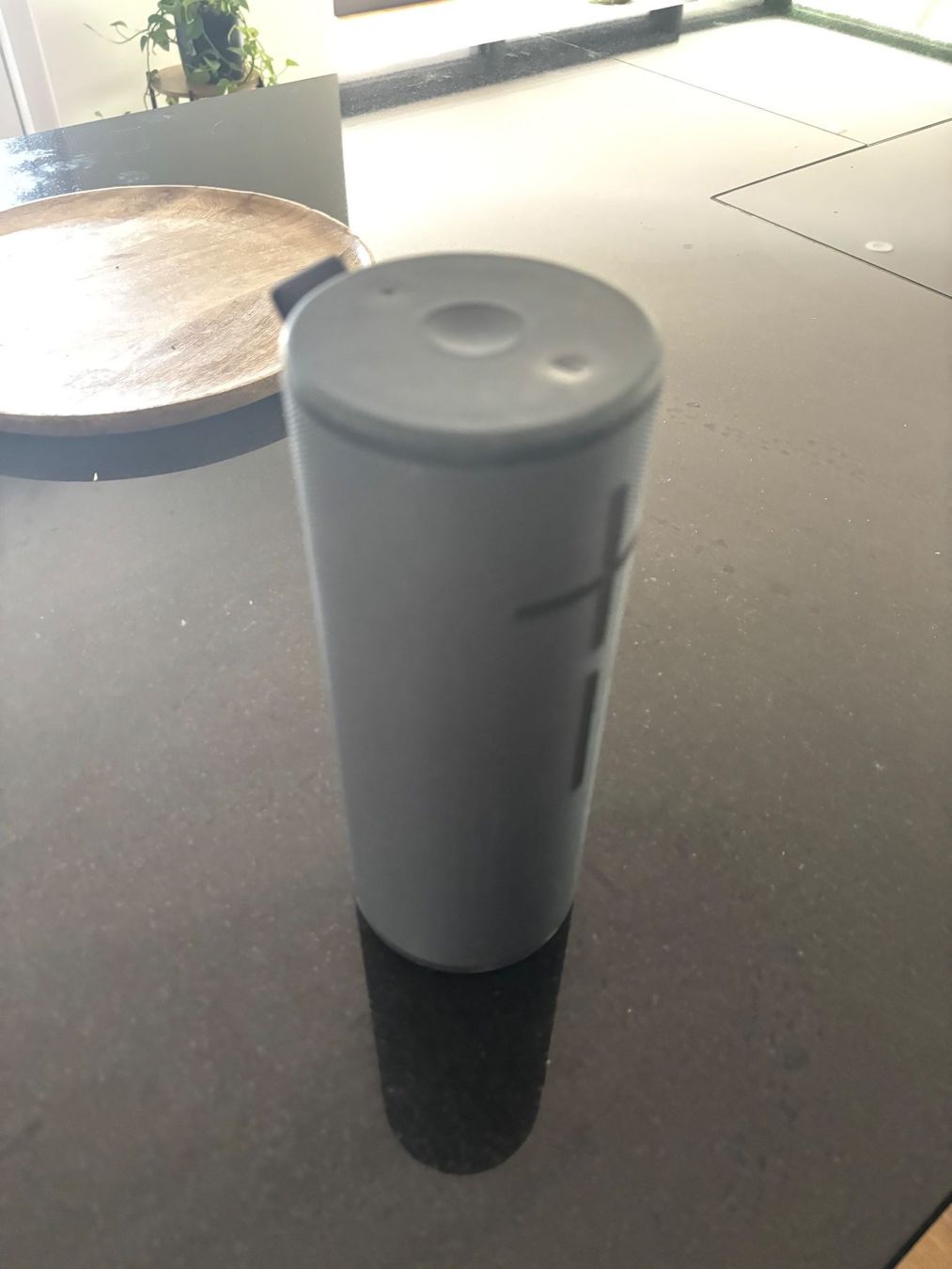 Ultimate Ears Casse acustiche: Bluetooth Lautsprecher Ultimate Ears Megaboom grau gebraucht – Usato da Rheinfelden venduto da Vasistha