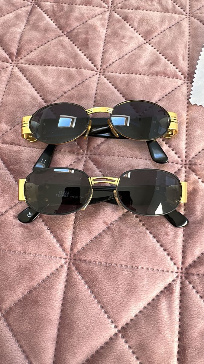 Versace Occhiali & Lenti: 2 paires Gianni Versace – Usato da Yverdon-les-Bains venduto da nes_sn6k 4